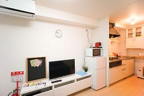 Matsuyamachi House