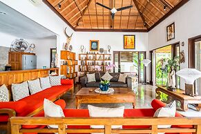 Madu Seminyak