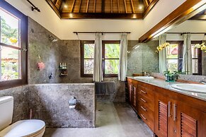Madu Seminyak