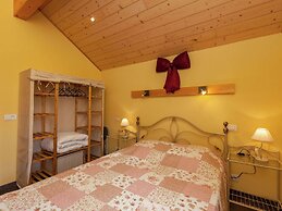 La Roche Cozy Forest Escape