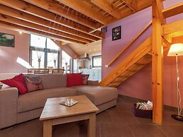 La Roche Cozy Forest Escape