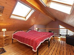 La Roche Cozy Forest Escape