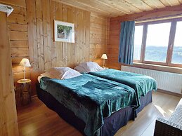 Luxurious Holiday Home in Stoumont With Pool & Bar