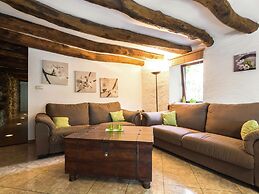 Tranquil Apartment in Sensenruth With Barbecue