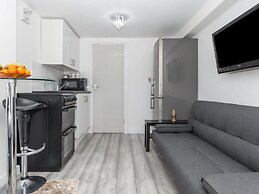 Simplistic Apartment in Croydon near Wandle Park