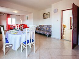 Spacious Apartment in Banj With Terrace