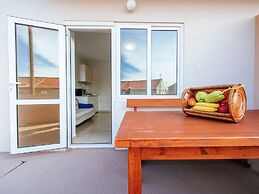 Spacious Apartment in Banj With Terrace