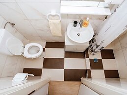 Spacious Apartment in Banj With Terrace
