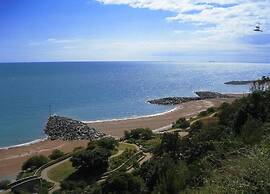Apartment in Folkestone Near Sandgate Beach