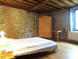 Alpine Getaway in Neustift