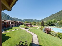 Apartment by Lake Idro With Mountain Views
