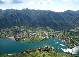 Apartment in Idro With Lake and Mountain Views