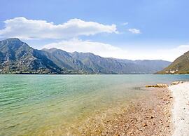 Apartment in Idro With Lake and Mountain Views
