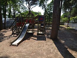 Bungalow in Po Delta Park With Beach Access
