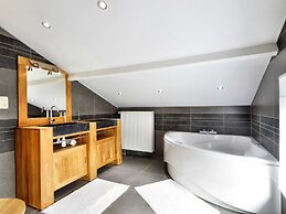 Walk Luxury Stay With Pool
