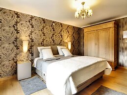Walk Luxury Stay With Pool