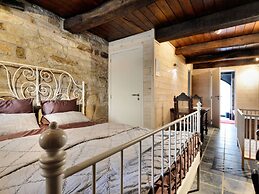 Walk Luxury Stay With Pool