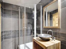 Walk Luxury Stay With Pool