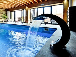 Walk Luxury Stay With Pool