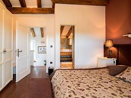 Villa in Baderna With Private Pool