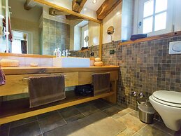 Villa in Baderna With Private Pool