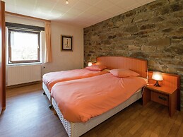 Spacious Waimes Villa