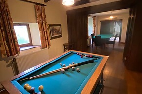 Spacious Waimes Villa