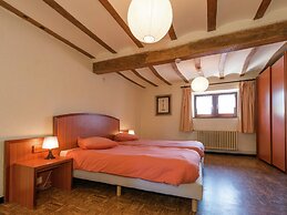 Spacious Waimes Villa