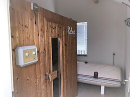 Chic Beachside Stay w/ Sauna