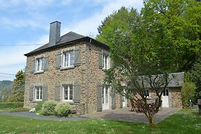 Sunny Garden Cottage, Alle