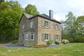 Sunny Garden Cottage, Alle