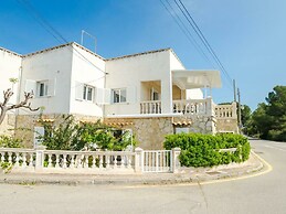 Apartment by Alcudia Bay