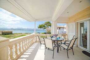 Apartment by Alcudia Bay