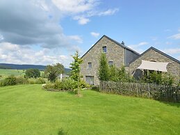 Scenic Cottage in Rahier