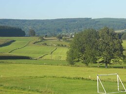 Scenic Cottage in Rahier