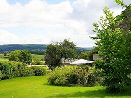 Scenic Cottage in Rahier