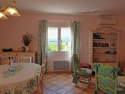 New Villa, Round Swimmingpool, Beautiful View