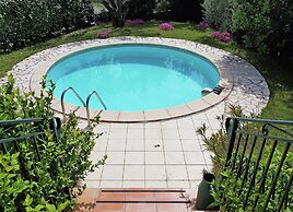 New Villa, Round Swimmingpool, Beautiful View