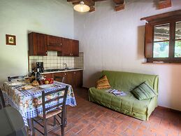 Rustic Stone Farmhouse in Proceno
