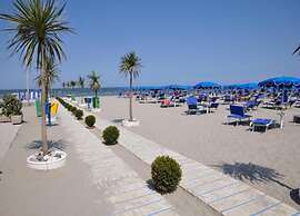 Villa in Albarella Near Venice Beach