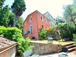 Massarosa Garden Cottage