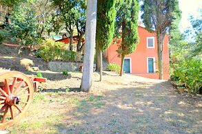 Massarosa Garden Cottage