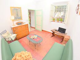Massarosa Garden Cottage