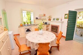 Massarosa Garden Cottage