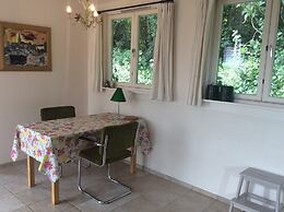 Tranquil Egmond Hideaway