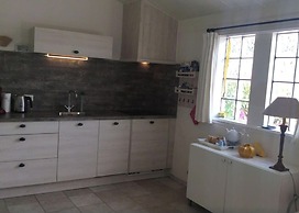 Tranquil Egmond Hideaway