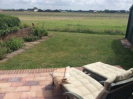 Tranquil Egmond Hideaway