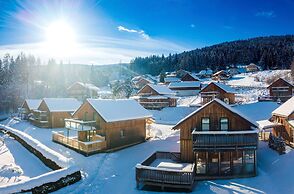 Snug Chalet With Infrared Sauna
