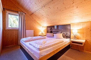 Snug Chalet With Infrared Sauna