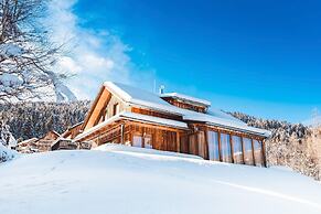 Snug Chalet With Infrared Sauna